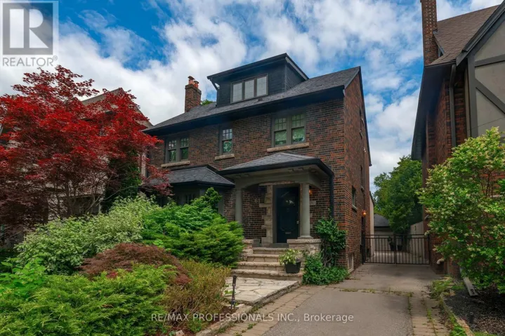 61 GRENVIEW BOULEVARD N, Toronto (Kingsway South), Ontario M8X2K3