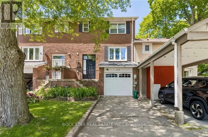 32 LANSING SQUARE, Brampton (Heart Lake West), Ontario L6Z1E6