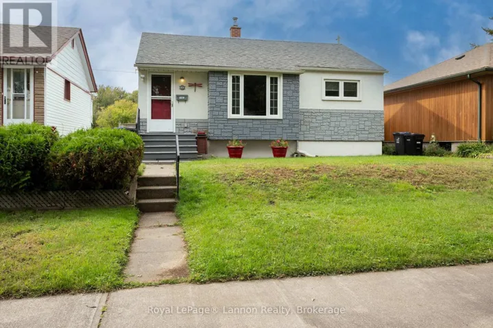859 SYNDICATE AVENUE N, Thunder Bay (McKeller Park), Ontario P7C3X6