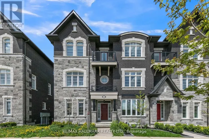 284 KING ROAD, Richmond Hill (Oak Ridges), Ontario L4E1H3