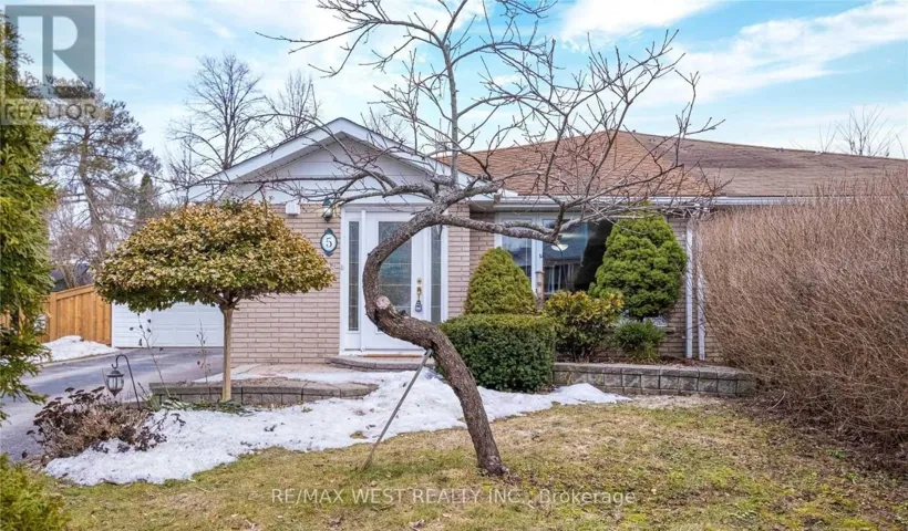 BASEMENT - 5 MCDONALD DRIVE, Aurora (Aurora Heights), Ontario L4G2T4