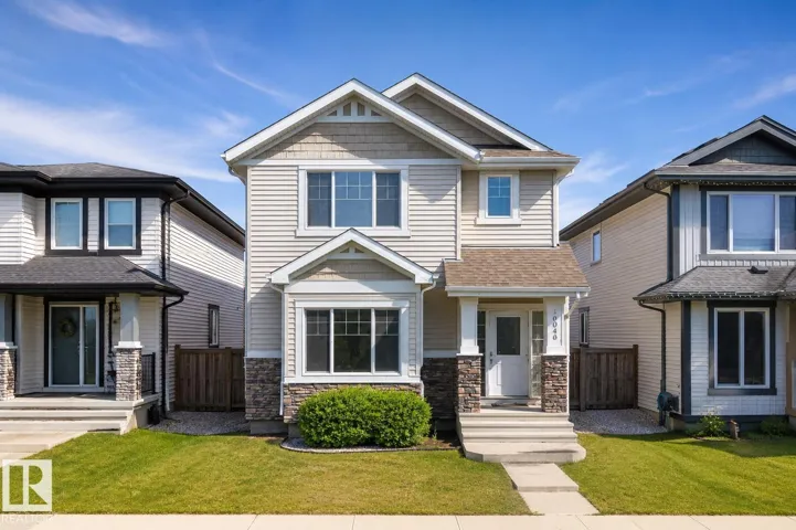16040 11 AV SW, Edmonton, Alberta T6W2H6