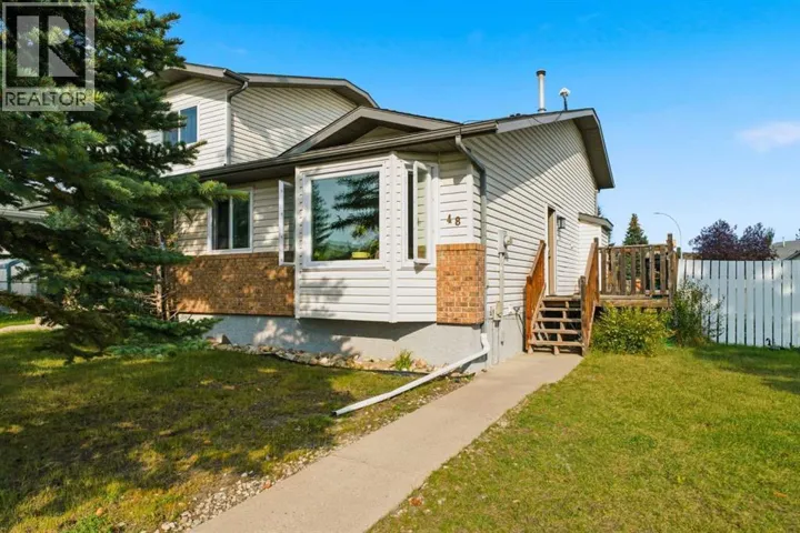 48 West Aarsby Road, Cochrane, Alberta T4C1L3