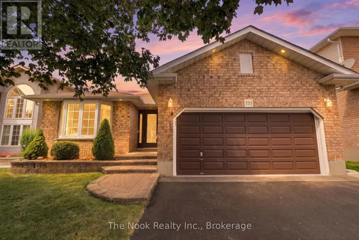 733 SUNDANCE CIRCLE, Oshawa (Northglen), Ontario L1J8N9