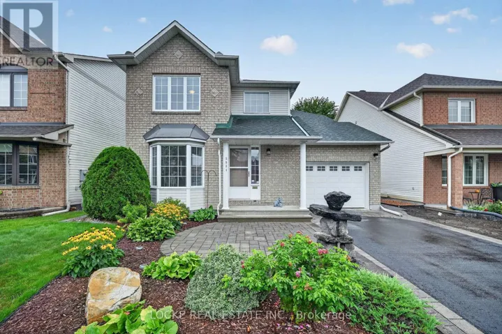 5934 GLADEWOODS PLACE, Ottawa, Ontario K1W1G5