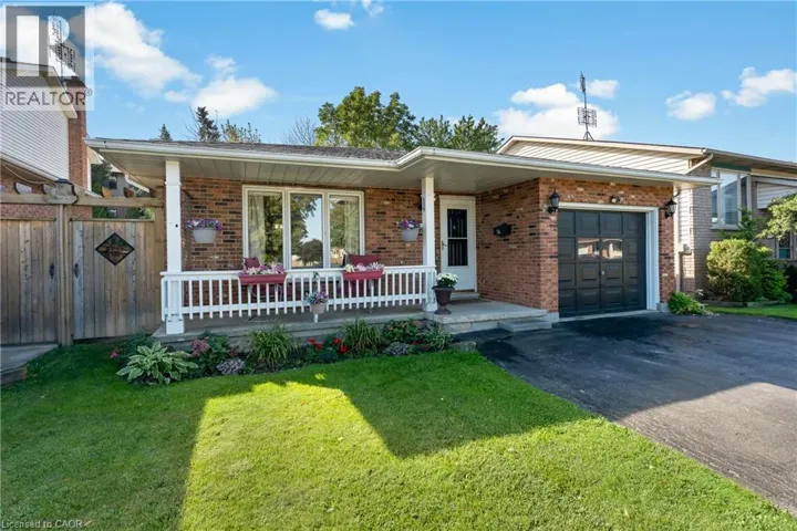 124 ST AUGUSTINE Drive, St. Catharines, Ontario L2P3W9