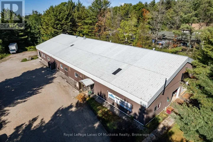 11 GRAY ROAD, Bracebridge (Macaulay), Ontario P1L1P8