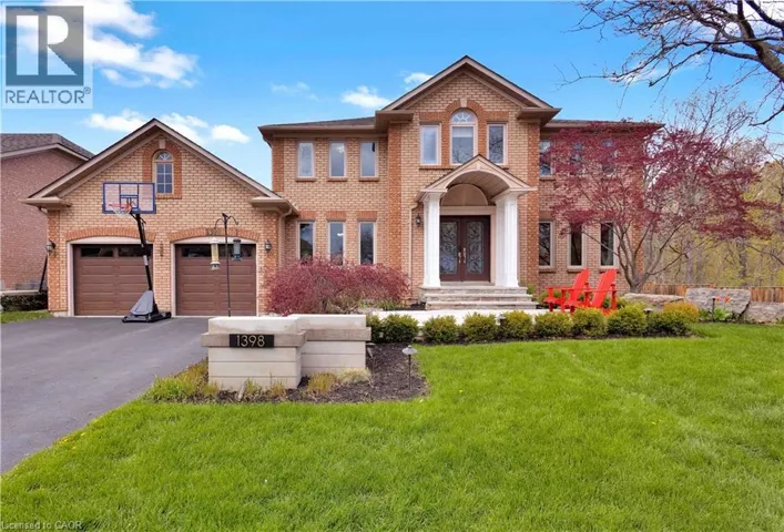1398 WINTERBERRY Drive, Burlington, Ontario L7P4T4