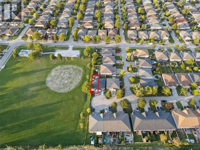 4574 TUMBLEWEED CRESCENT, Windsor, Ontario N9G3C2