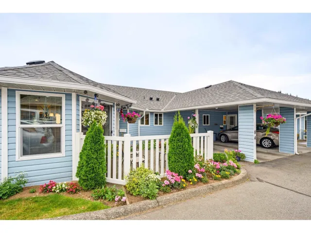 84 34959 OLD CLAYBURN ROAD, Abbotsford, British Columbia V2S6W7