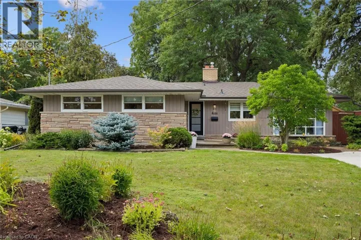 142 STONYBROOK Drive, Kitchener, Ontario N2M4L7