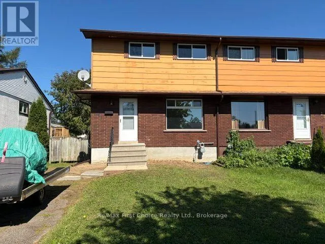 137 INGLEWOOD CRESCENT N, Thunder Bay (Northwood Park), Ontario P7C2E8