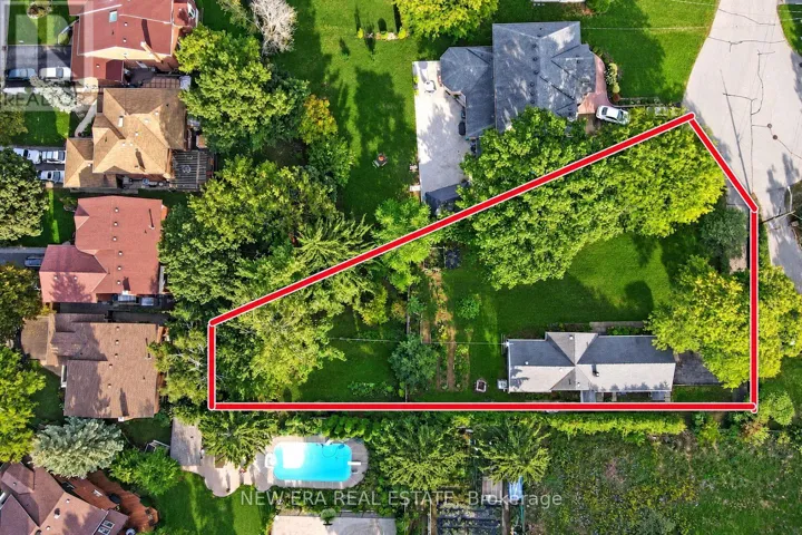 28 THOMAS AVENUE, Toronto (Highland Creek), Ontario M1C1E5