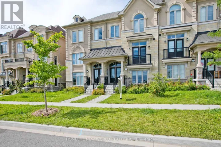 18 CAMPOBELLO STREET, Vaughan (Patterson), Ontario L6A5B3