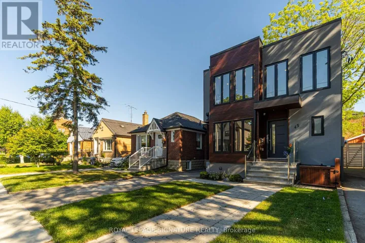 MAIN - 45 WILLIAM STREET, Toronto (Weston), Ontario M9N2G6