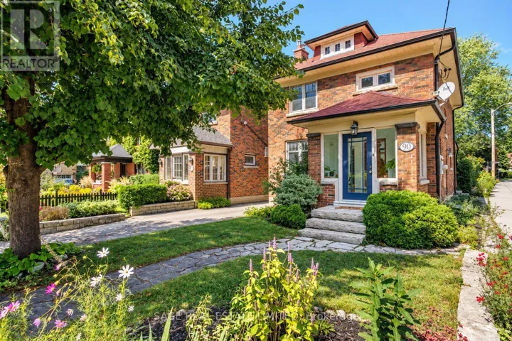 90 METHUEN AVENUE, Toronto (Lambton Baby Point), Ontario M6S1Z9