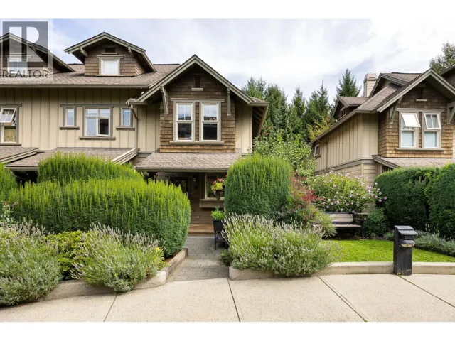 237 18 JACK MAHONY PLACE, New Westminster, British Columbia V3L5V8
