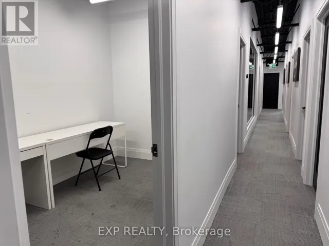 OFFICE #1 - 156 PARKDALE AVENUE N, Hamilton (McQuesten), Ontario L8H5X2