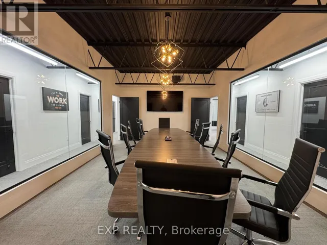 OFFICE #3 - 156 PARKDALE AVENUE N, Hamilton (McQuesten), Ontario L8H5X2