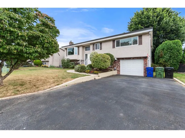 45992 SILVER AVENUE, Sardis East Vedder, Chilliwack, British Columbia V2R2P9