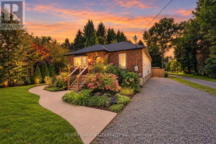 334 HWY 20 ROAD, Pelham (Fenwick), Ontario L0S1C0