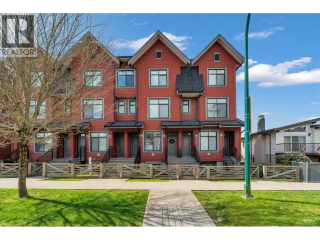 5795 WALES STREET, Vancouver, British Columbia V5R0E6