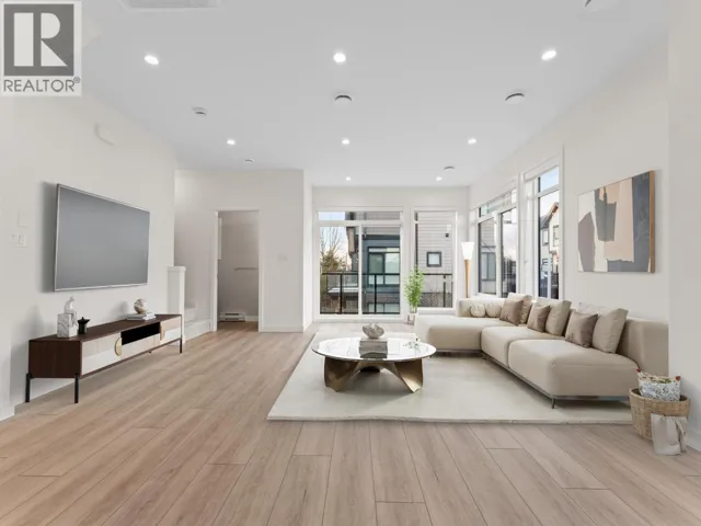 18 4337 BOUNDARY ROAD, Richmond, British Columbia V6V1S8