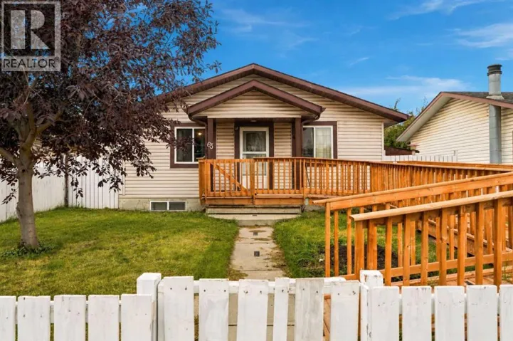 63 Rundleson Way NE, Calgary, Alberta T1Y3H7