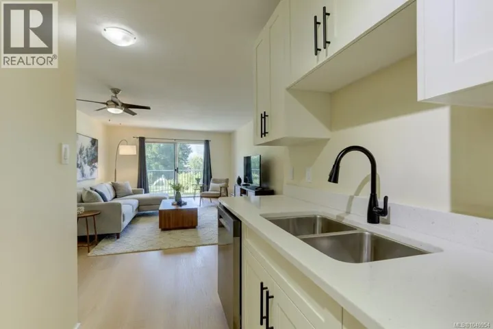 103 40 Stanley Rd, Lake Cowichan, British Columbia V0R2G0