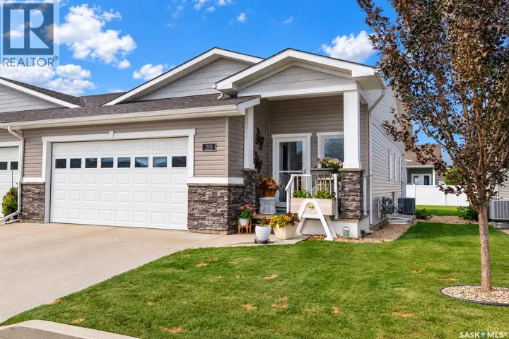 201 959 Bradley STREET, Moose Jaw, Saskatchewan S6H5Y4