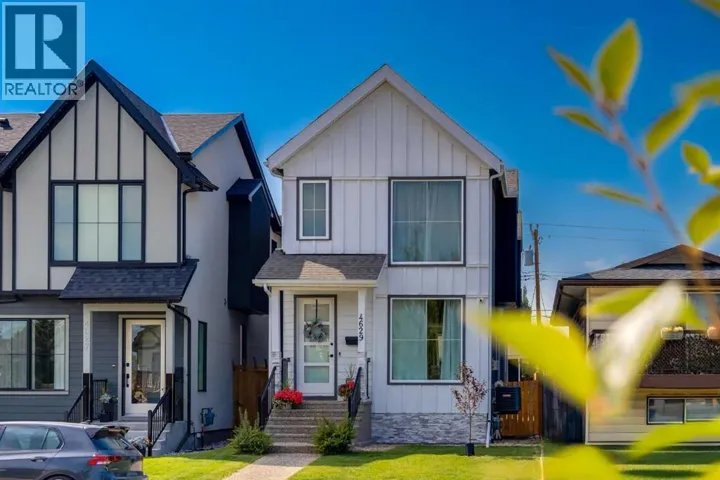 4629 72 Street NW, Calgary, Alberta T3B2L3