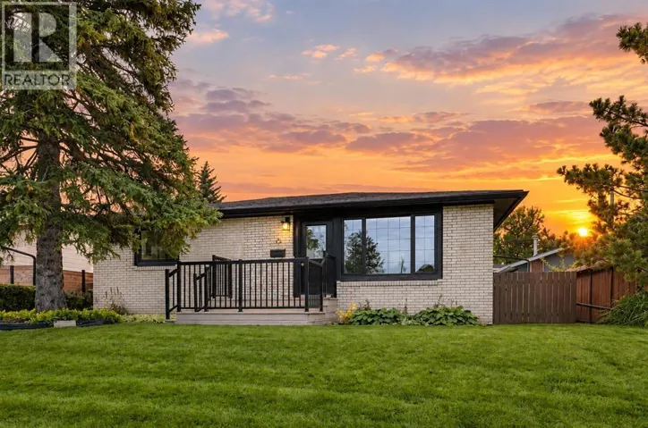 15 Wellington Place SW, Calgary, Alberta T3C2C2