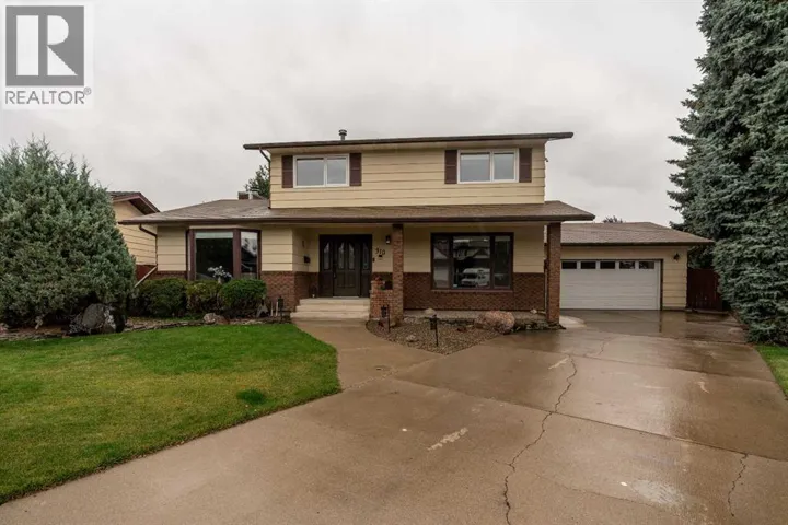 310 Kings Bay S, Lethbridge, Alberta T1K5G2