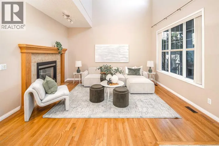 66 Royal Oak Grove NW, Calgary, Alberta T3G5P3