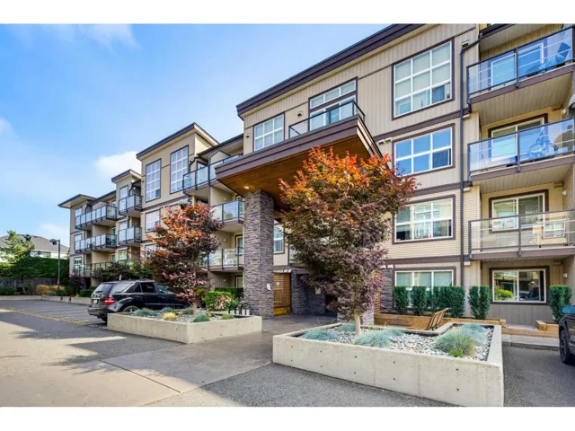 204 30525 CARDINAL AVENUE, Abbotsford, British Columbia V2T0A8