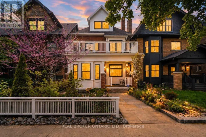 20 BROOKMOUNT ROAD, Toronto (The Beaches), Ontario M4L3N1
