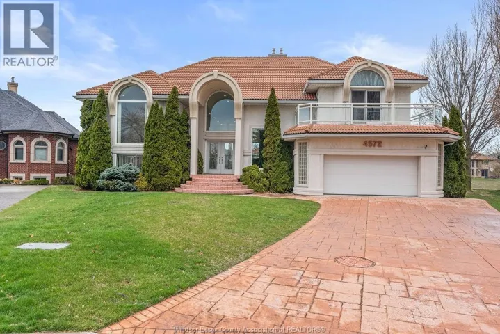 4572 LAKE GRANDE COURT, Windsor, Ontario N9G2R3