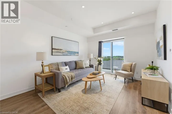16 MARKLE Crescent Unit# 513, Ancaster, Ontario L9G0H4