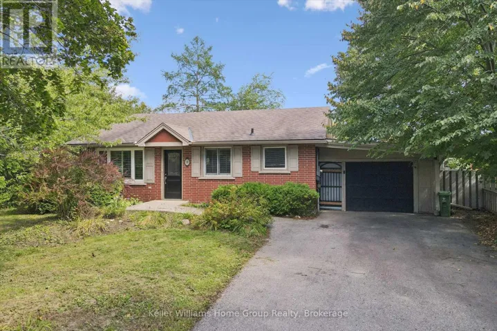 10 PICADILLY PLACE, Guelph (Dovercliffe Park/Old University), Ontario N1G2P9