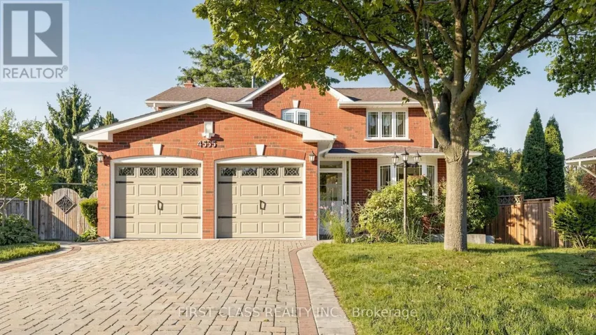 4555 CARPENTER COURT, Mississauga (East Credit), Ontario L5V1C5