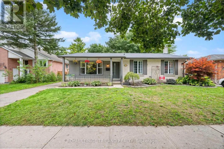 1611 TROSSACKS AVENUE, London North (North C), Ontario N5X2G3