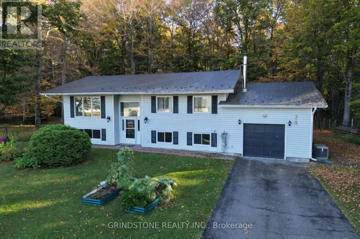 319 RIVERWOOD DRIVE, Ottawa, Ontario K0A3M0