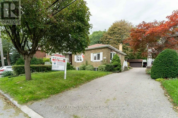 58 FRANKLIN AVENUE, Toronto (Lansing-Westgate), Ontario M2N1B6