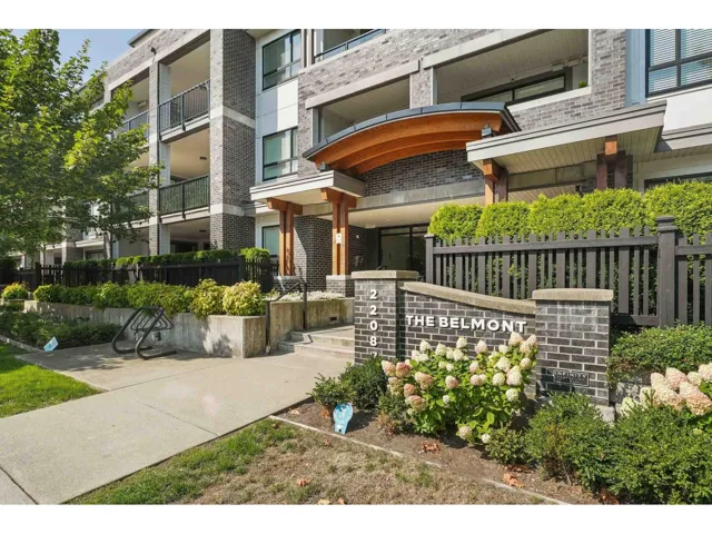 113 22087 49 AVENUE, Langley, British Columbia V3A0K4