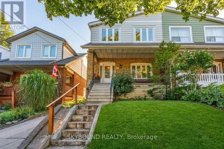 30 WOODMOUNT AVENUE, Toronto (Danforth), Ontario M4C3X7