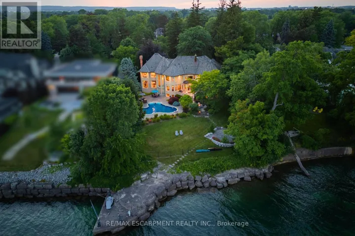 4038 LAKESHORE ROAD, Burlington (Shoreacres), Ontario L7L1A1