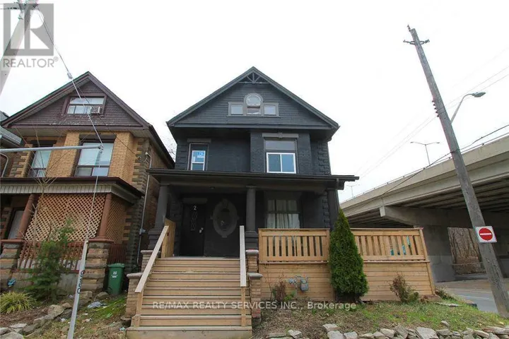 2 WEBBER AVENUE, Hamilton (Stinson), Ontario L8N1W3