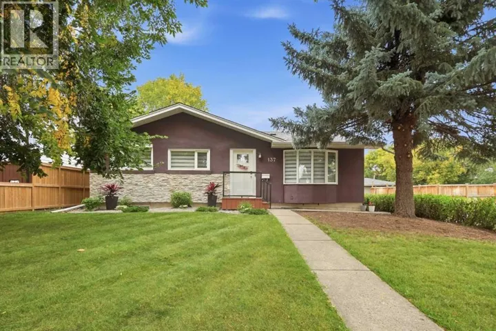 137 Lissington Drive SW, Calgary, Alberta T3E5E4