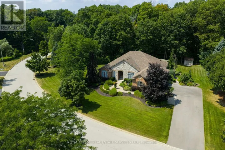 32 PARKSHORE PLACE, Hamilton (Carlisle), Ontario L0R1H1