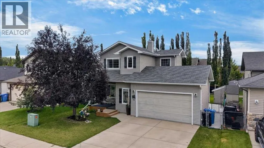 781 Stonehaven Drive, Carstairs, Alberta T0M0N0